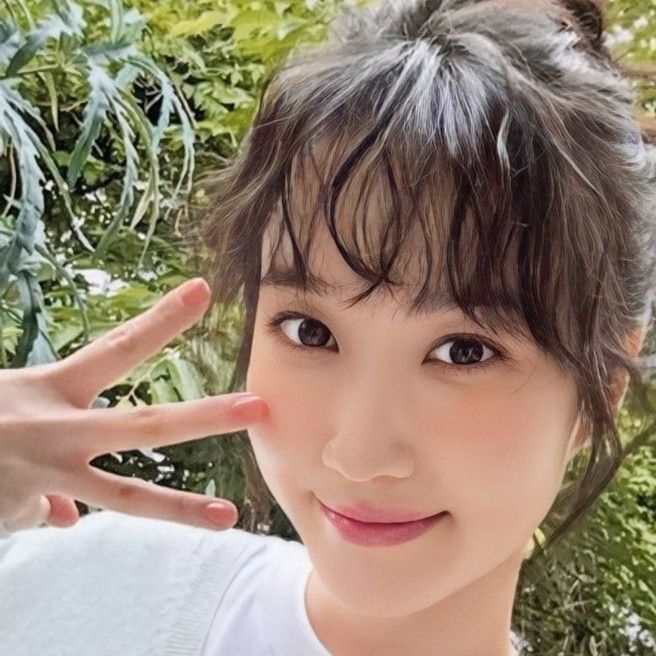 A moment captured by a fan of Park Eunbin