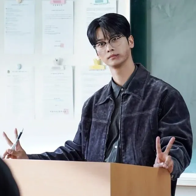 Recent activity shot of Cha Hakyeon (N)