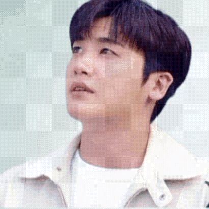 A moment captured by a fan of Park Hyungsik
