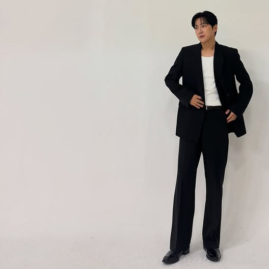 A moment captured by a fan of Lee Sangyeob