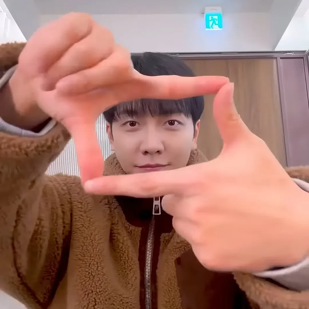 李升基的最新照片