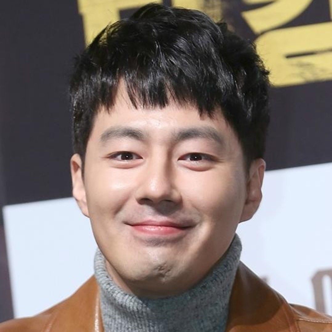 Latest photo of Jo Insung