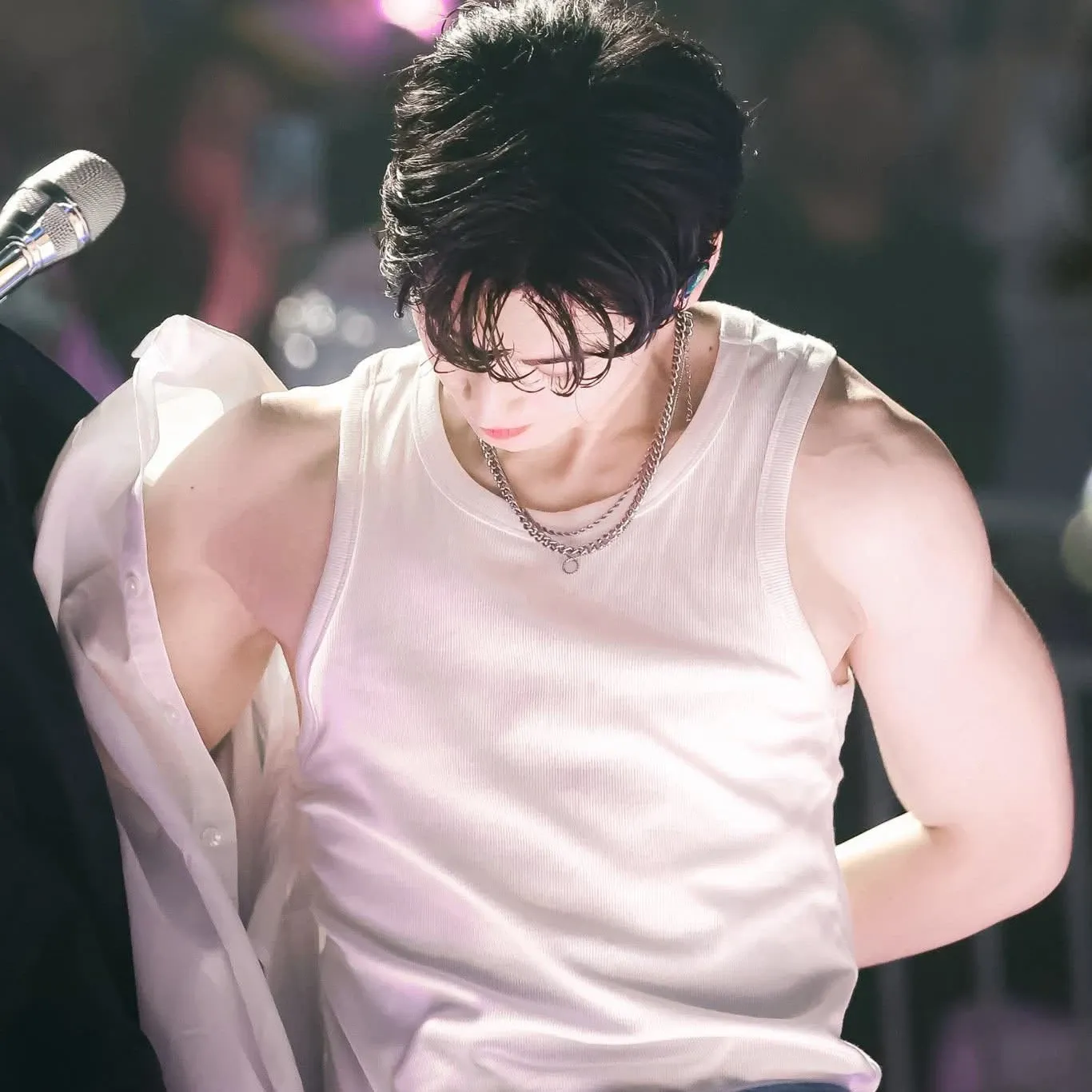 Latest photo of Cha Eunwoo