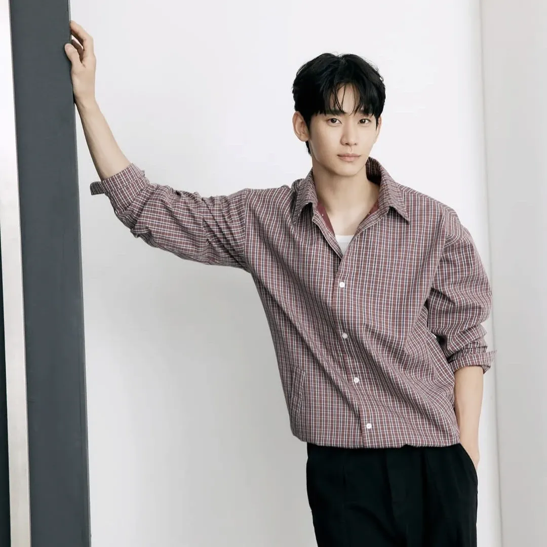 Recent activity shot of Kim Soohyun