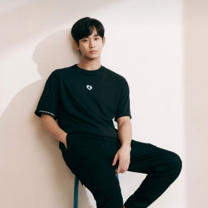 Behind-the-scenes cut of Kim Soohyun