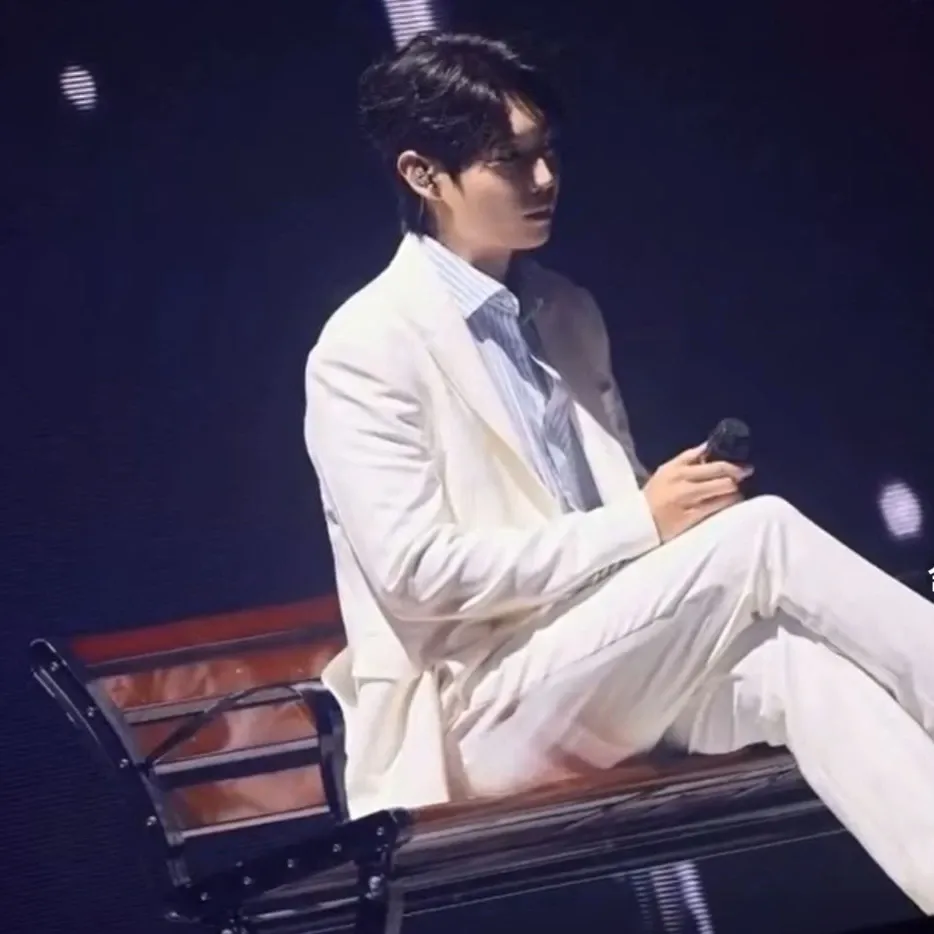 Behind-the-scenes cut of Son Taejin