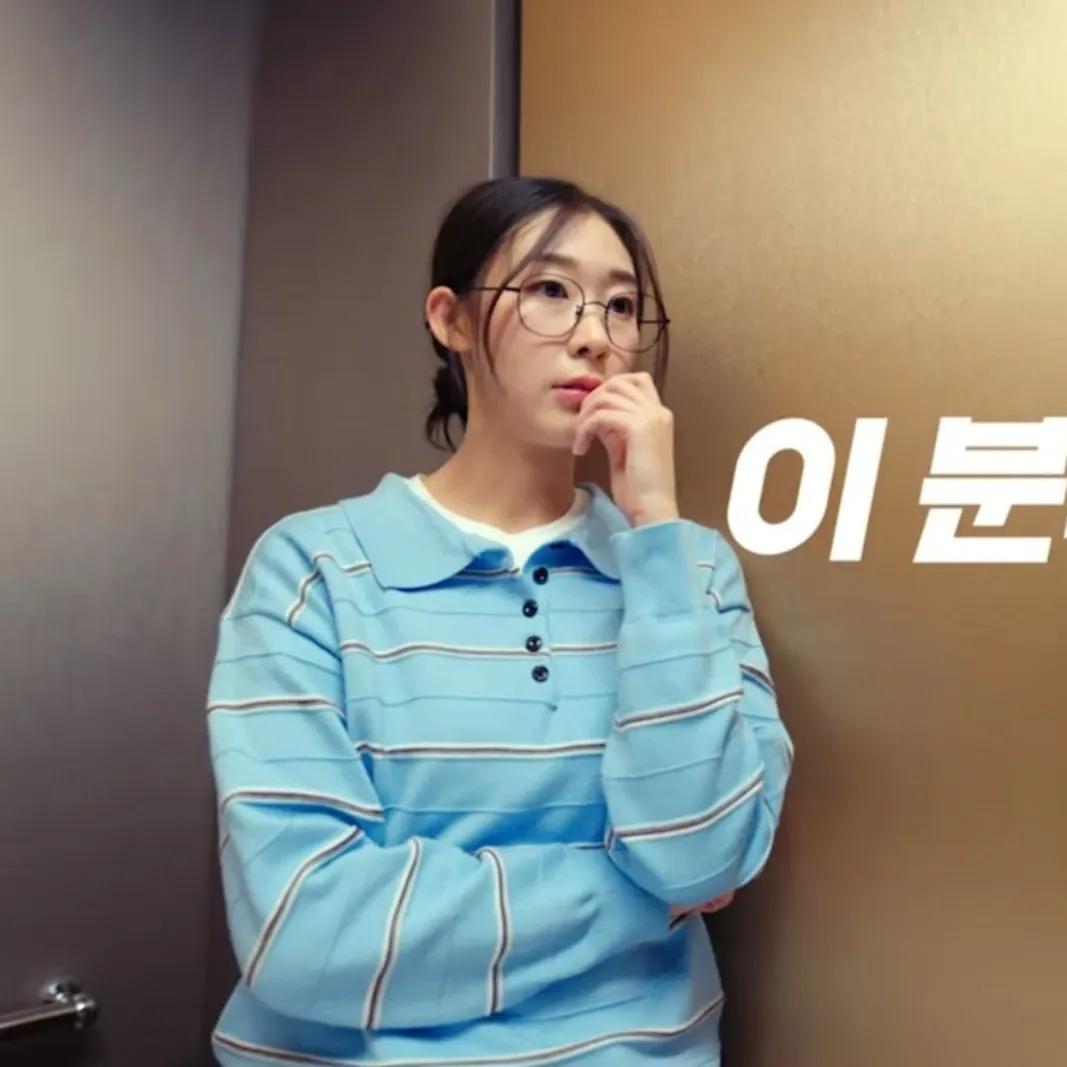 Latest photo of Han Yeji