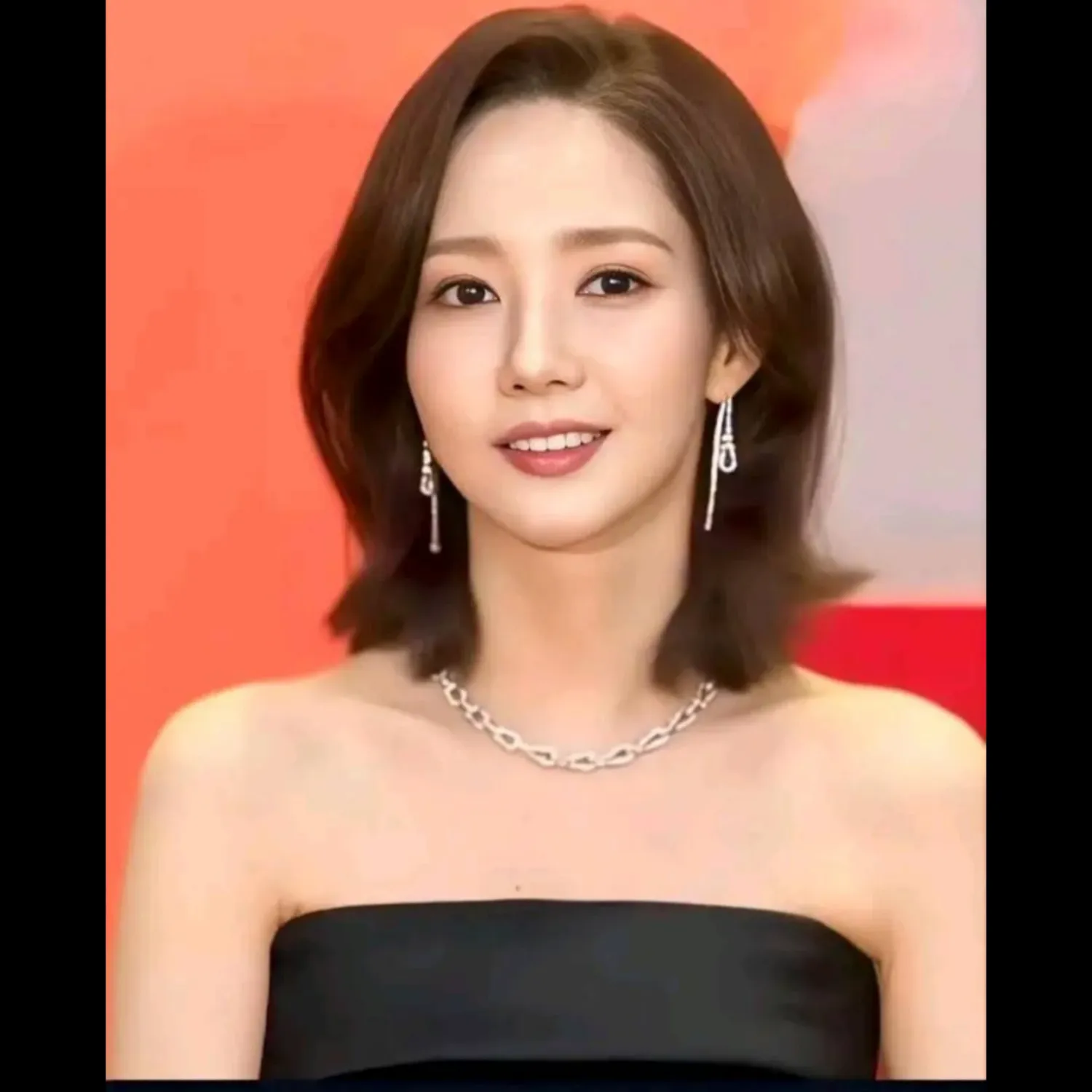 A moment captured by a fan of Park Minyoung