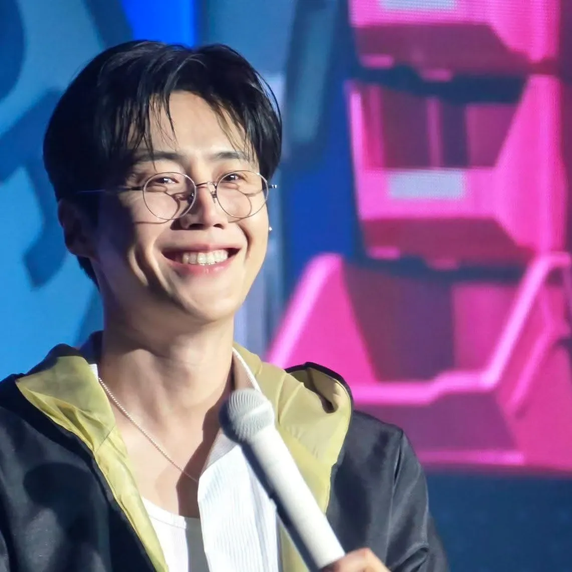 A moment captured by a fan of Kim Seonho