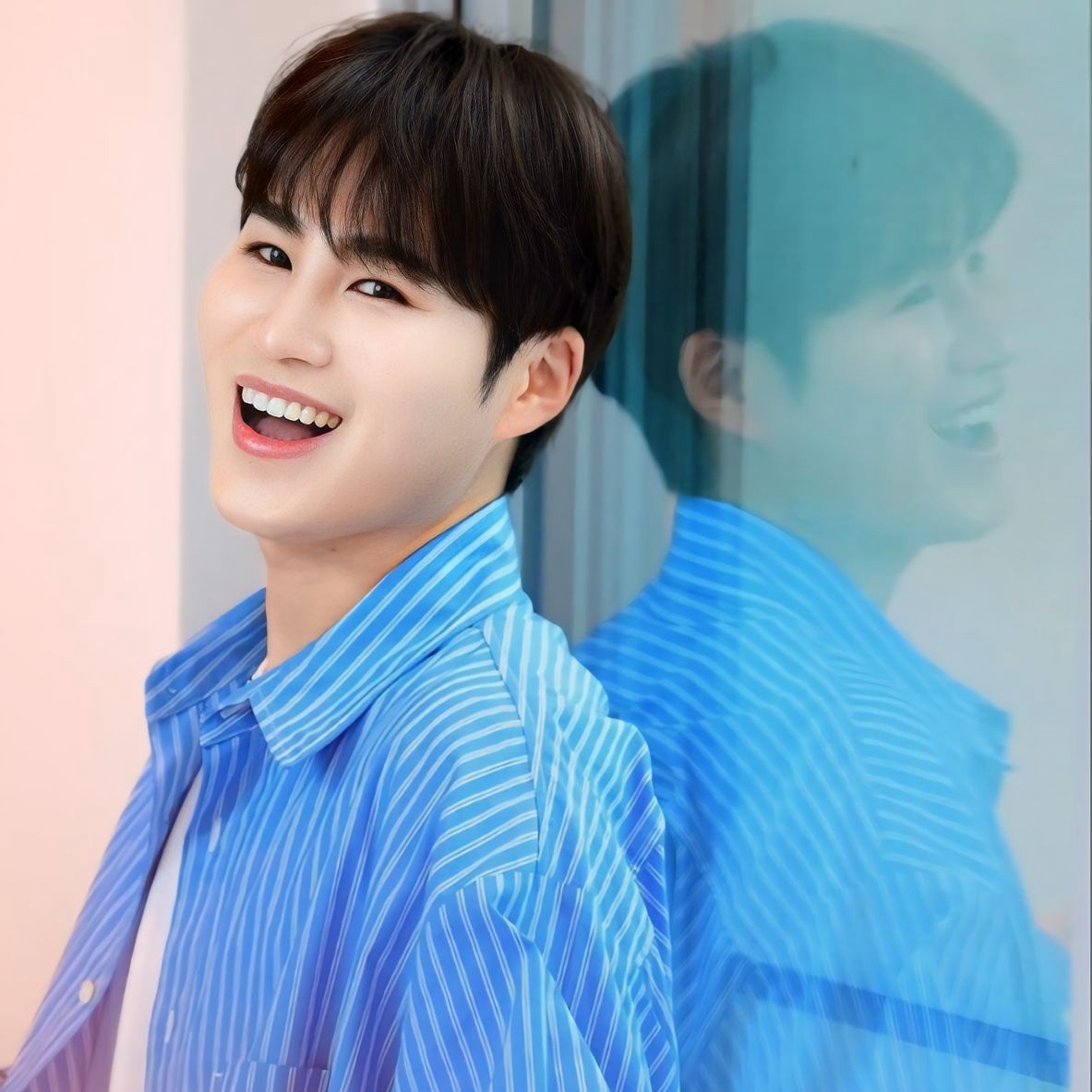 金熙栽的最新照片