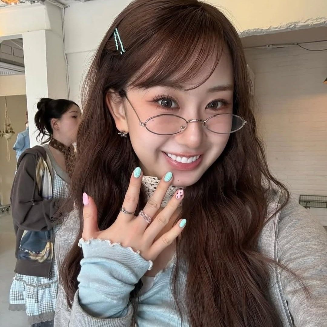 チョン・ユジンの最近の活動ショット