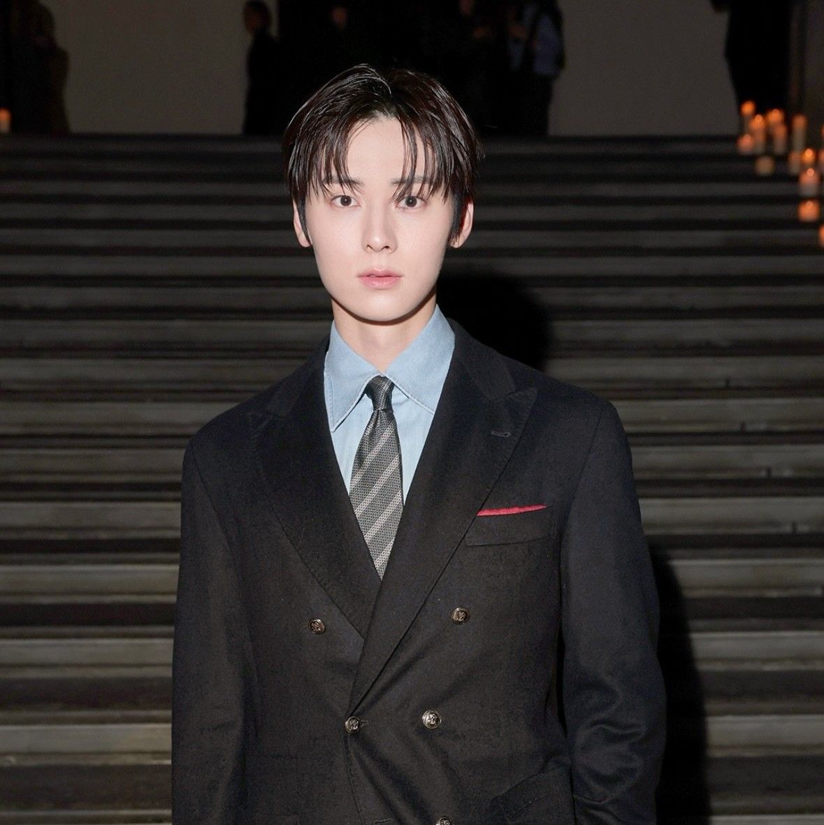 A moment captured by a fan of Hwang Minhyun