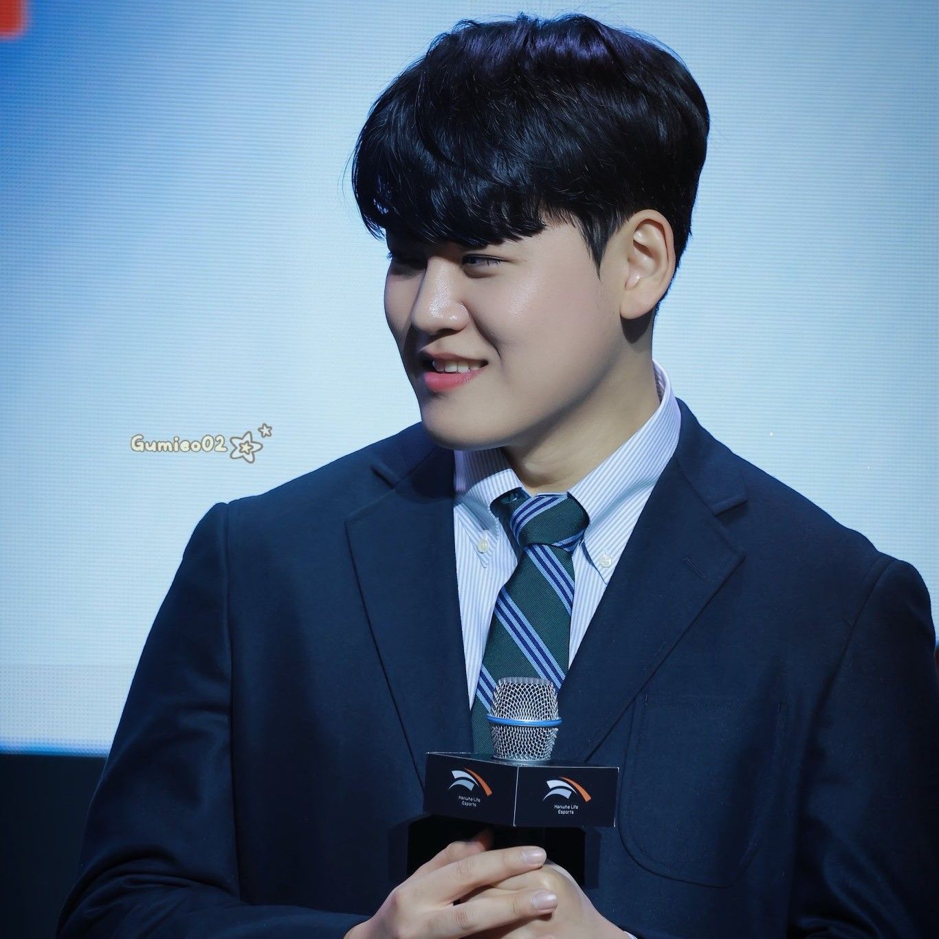 구마유시의 비하인드 컷