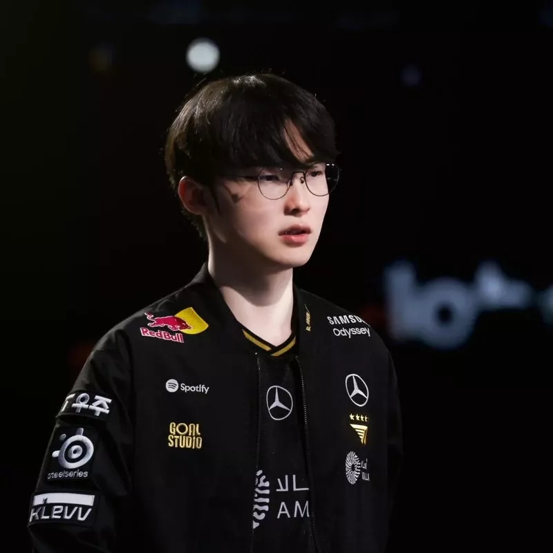 Behind-the-scenes cut of Faker