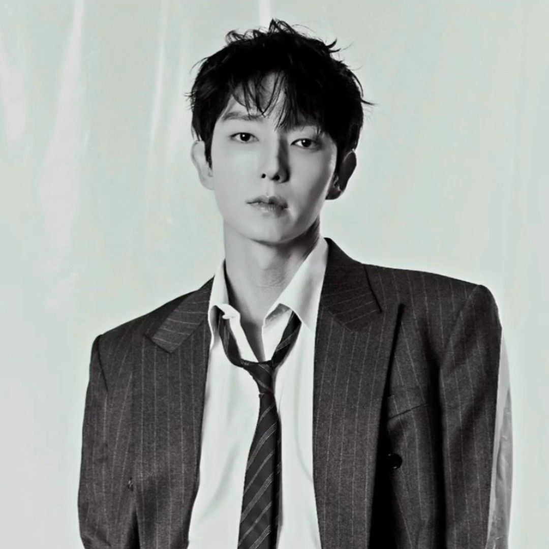 Recent activity shot of Lee Joongi
