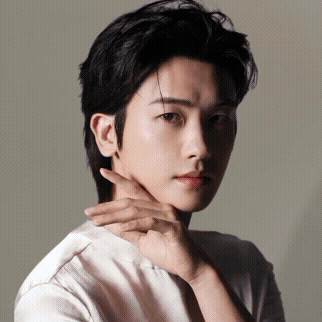 A moment captured by a fan of Park Hyungsik