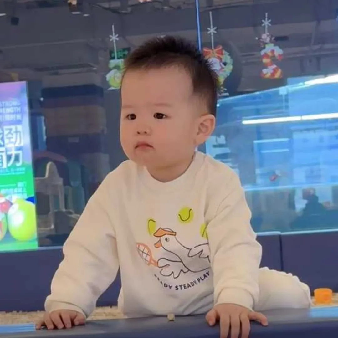 李灿元的最新照片