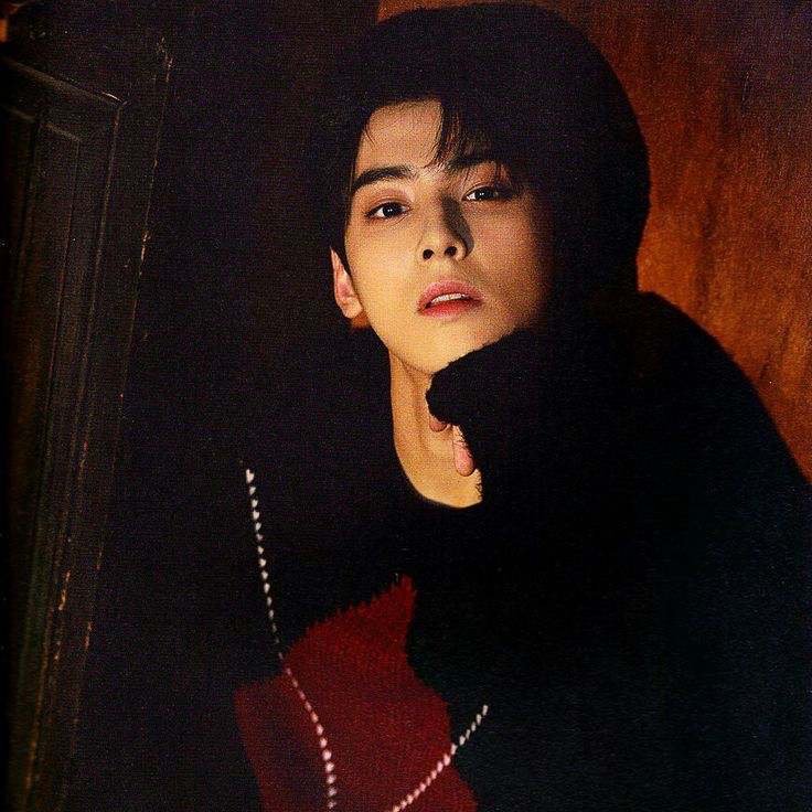 Foto terbaru dari Cha Eunwoo