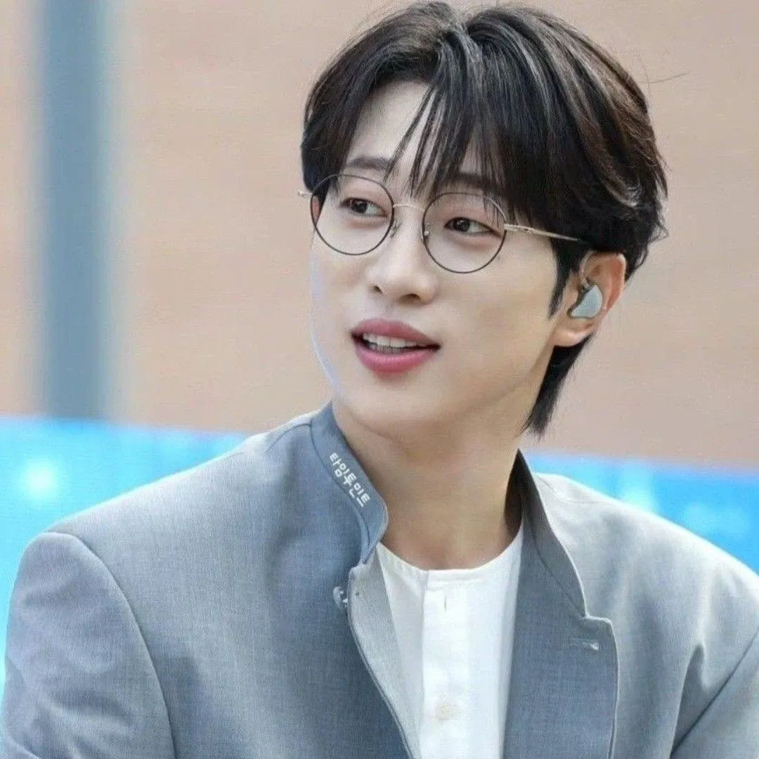 안성훈 최근 활동샷
