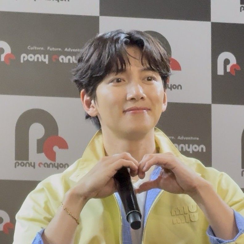 Foto terbaru dari Ji Changwook