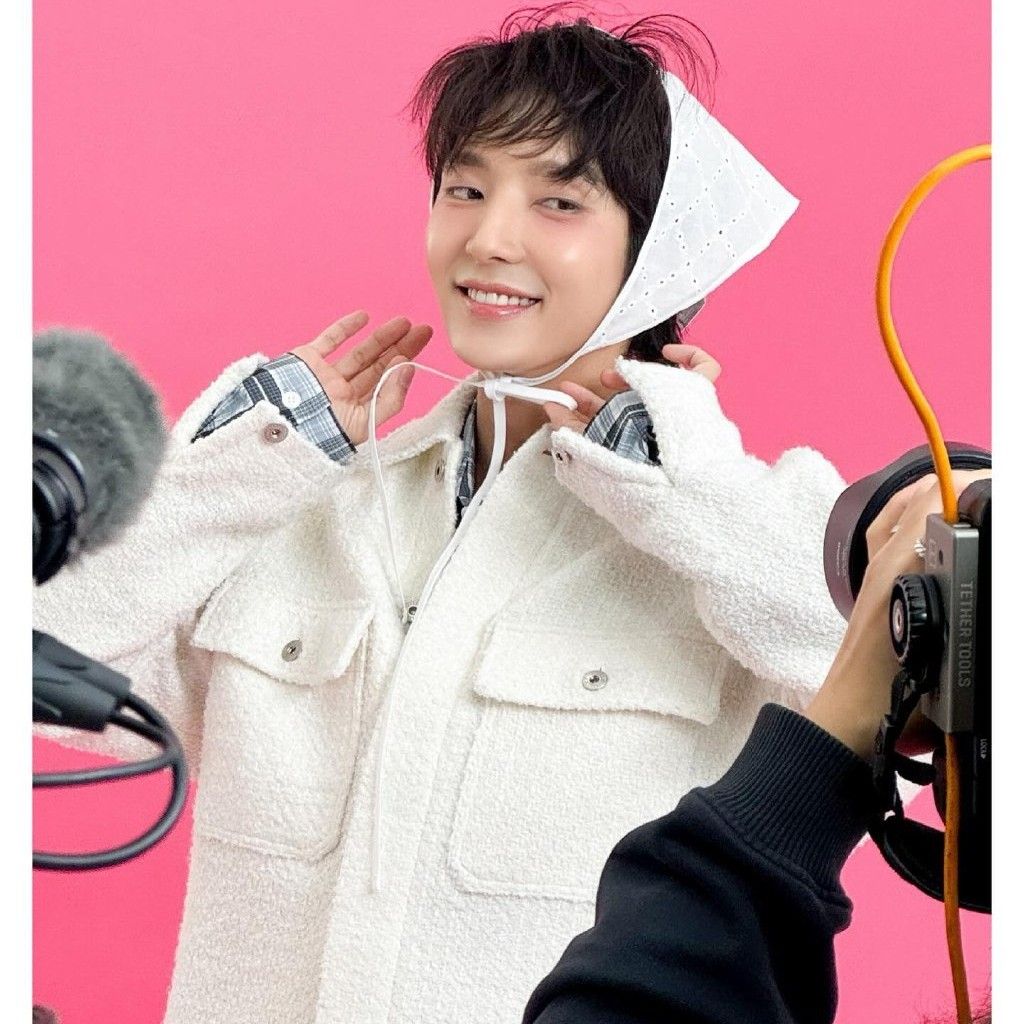 Recent activity shot of Lee Joongi