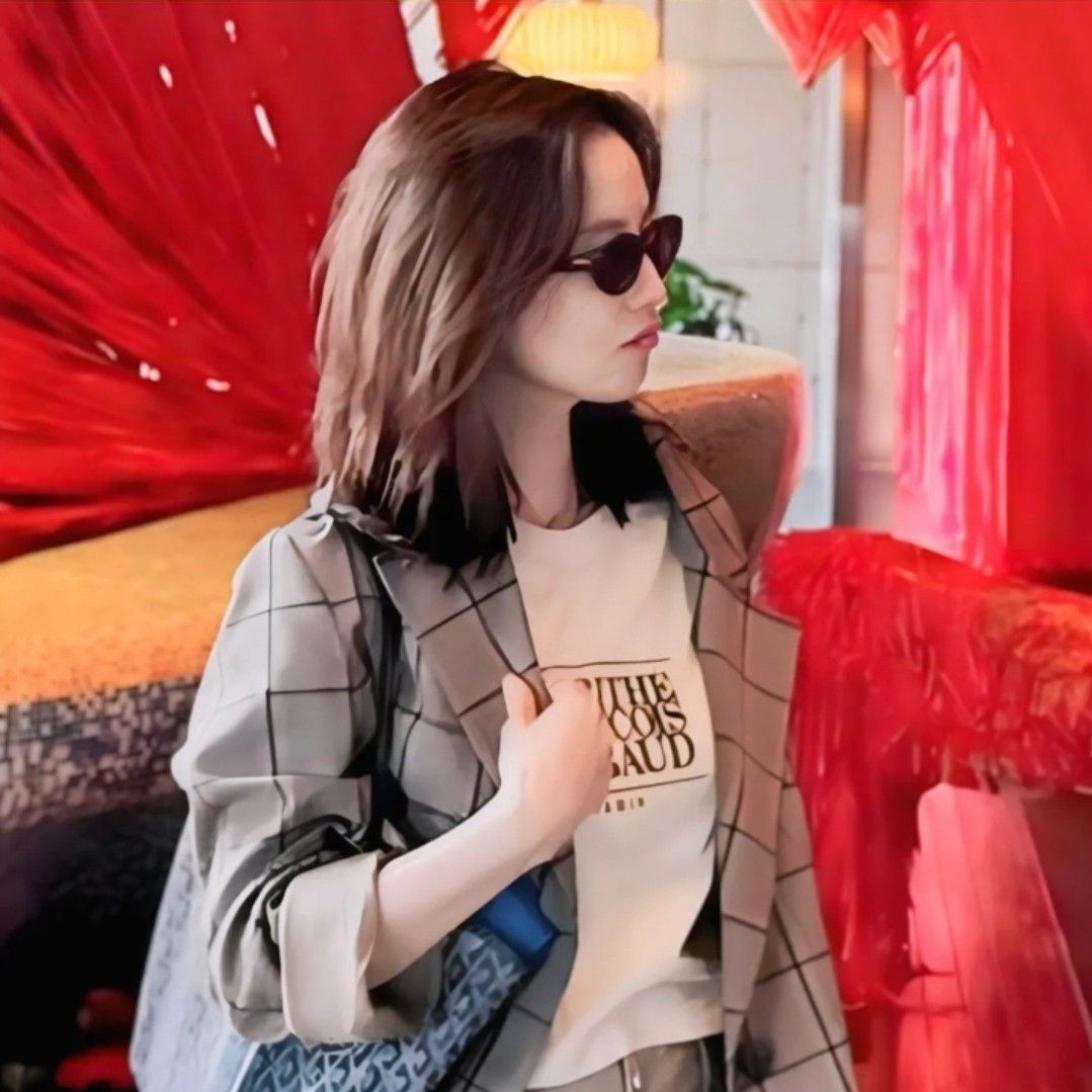 Momen yang diabadikan oleh penggemar Moon Chaewon