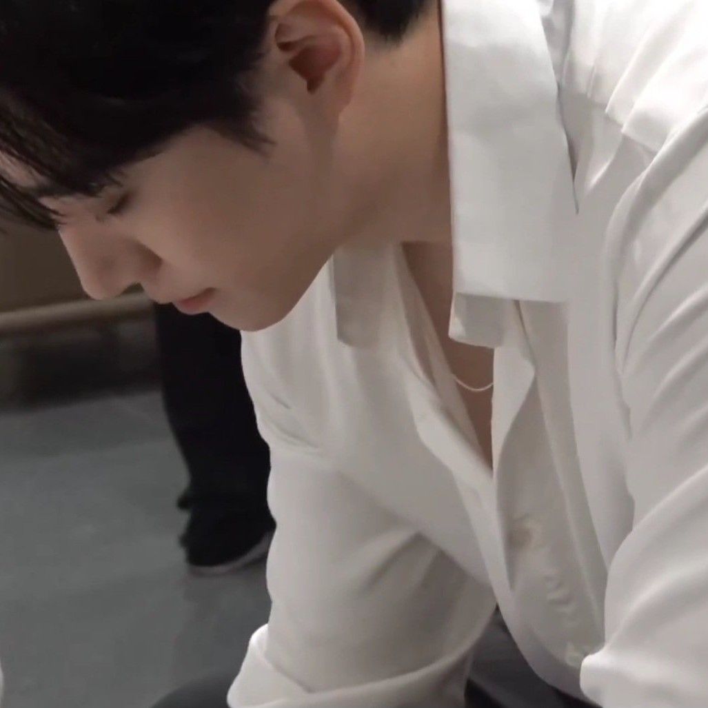 粉絲拍下的李俊昊瞬間