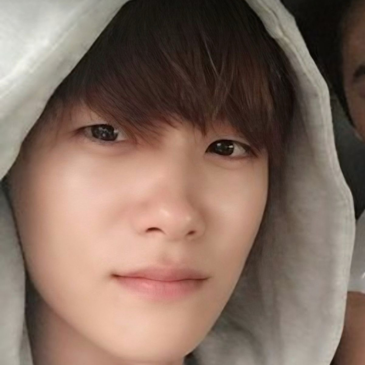 Behind-the-scenes cut of Park Hyungsik