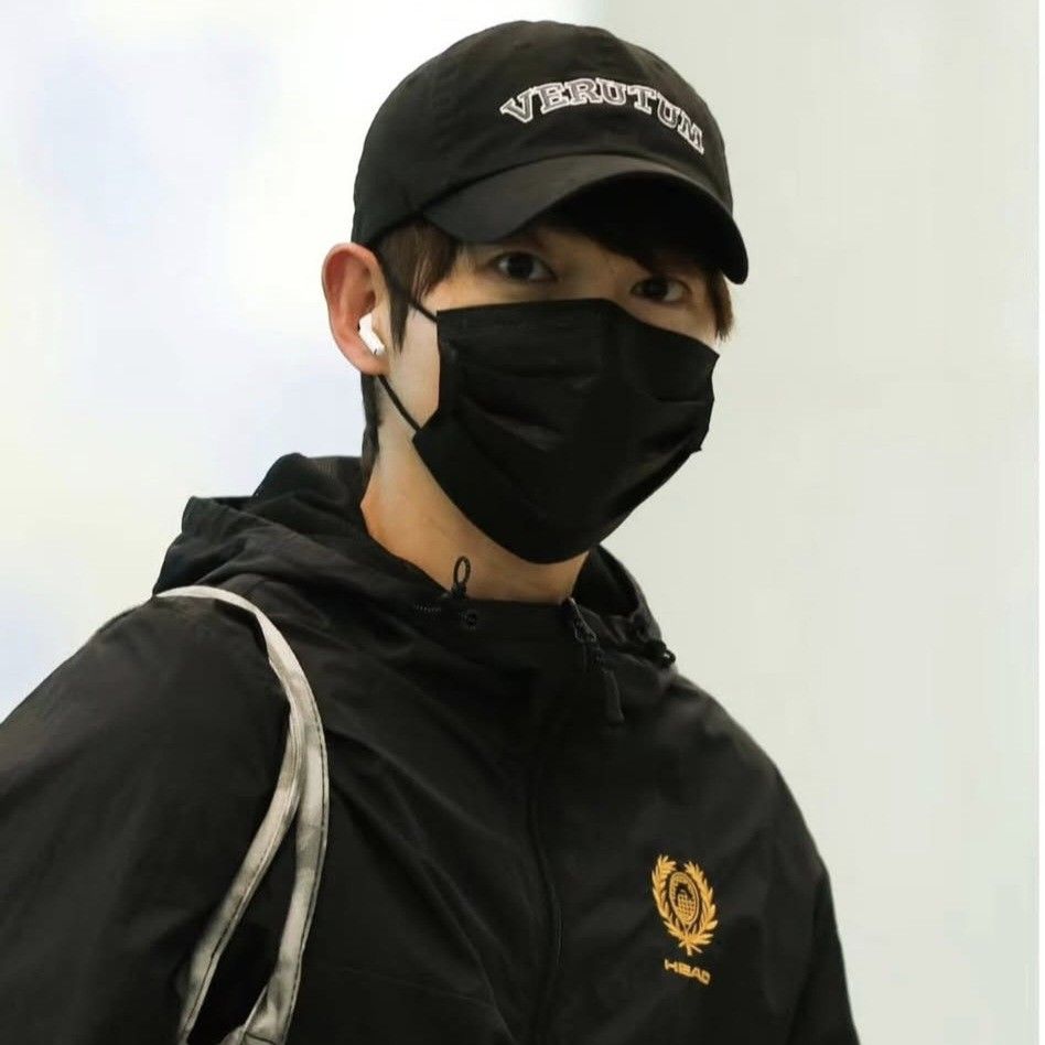 송중기의 최신 사진