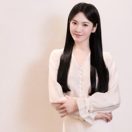 Latest photo of Song Hyekyo