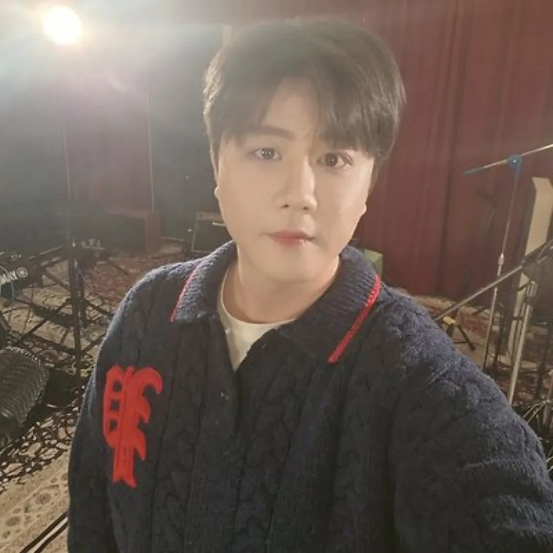 Behind-the-scenes cut of Jin Haesung