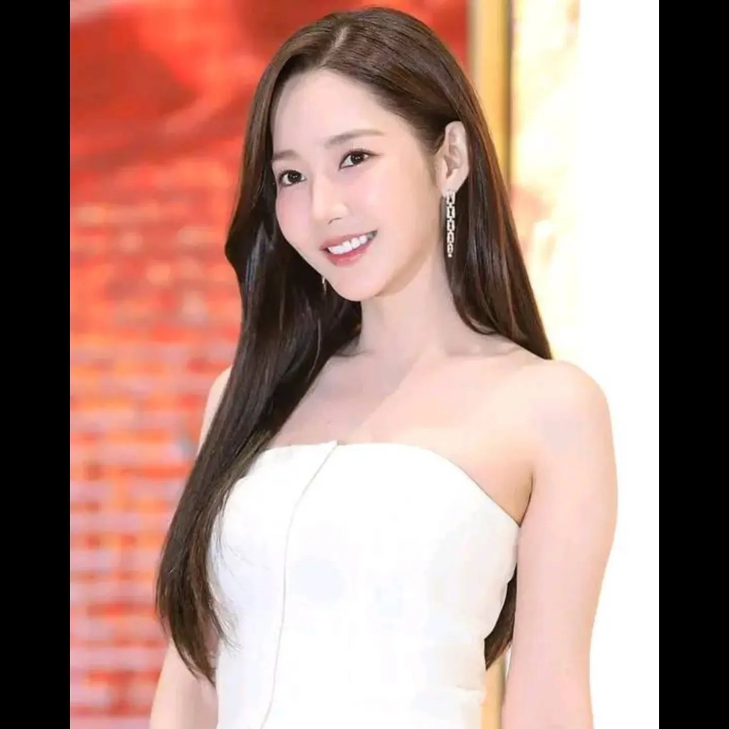 박민영의 비하인드 컷