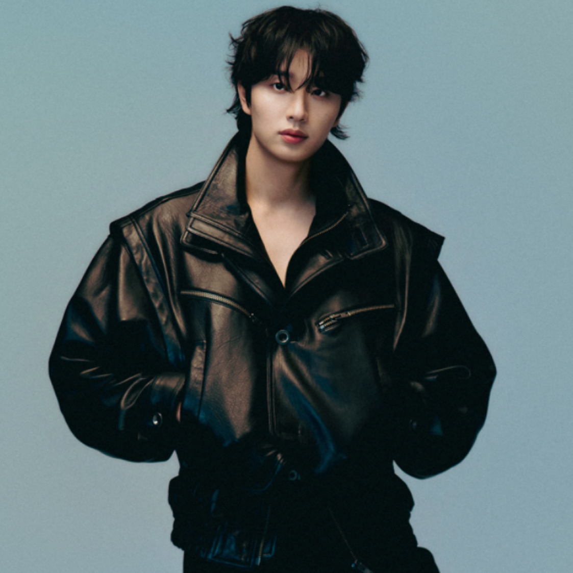 Behind-the-scenes cut of Kim Jaewon