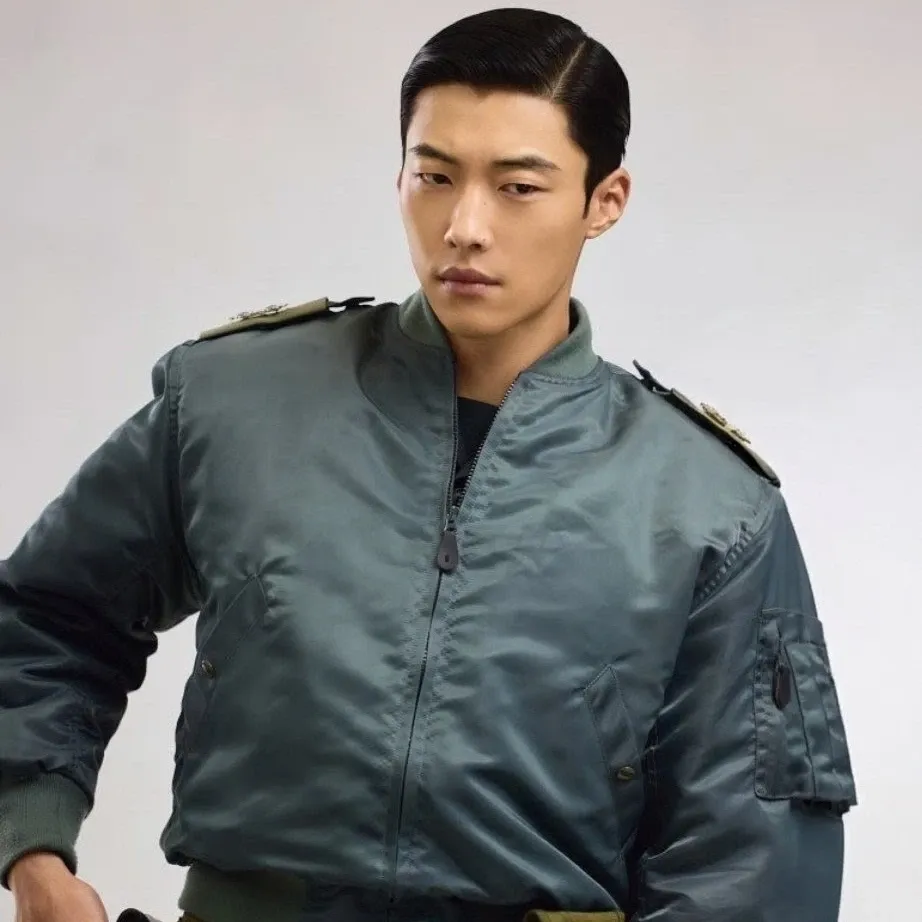 A moment captured by a fan of Woo Dohwan