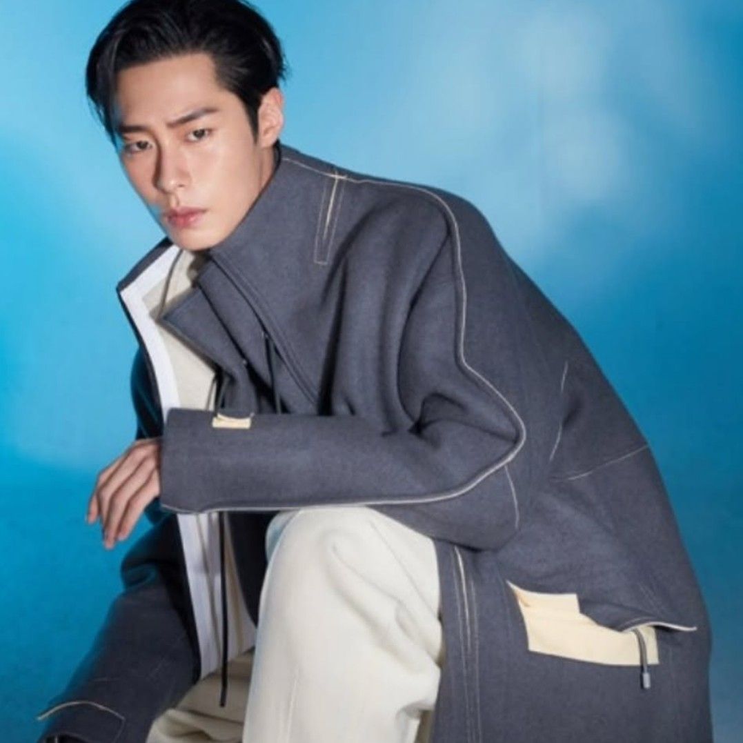 Recent activity shot of Lee Jaewook