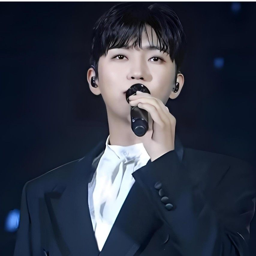 Cuplikan di balik layar dari Lim Youngwoong