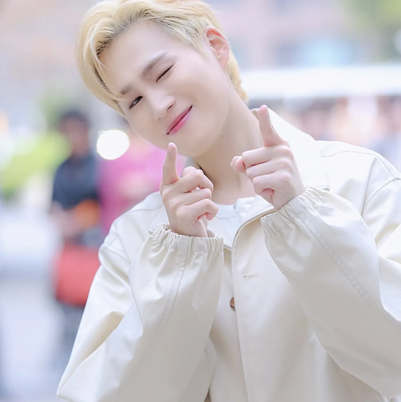 粉絲拍下的金熙栽瞬間