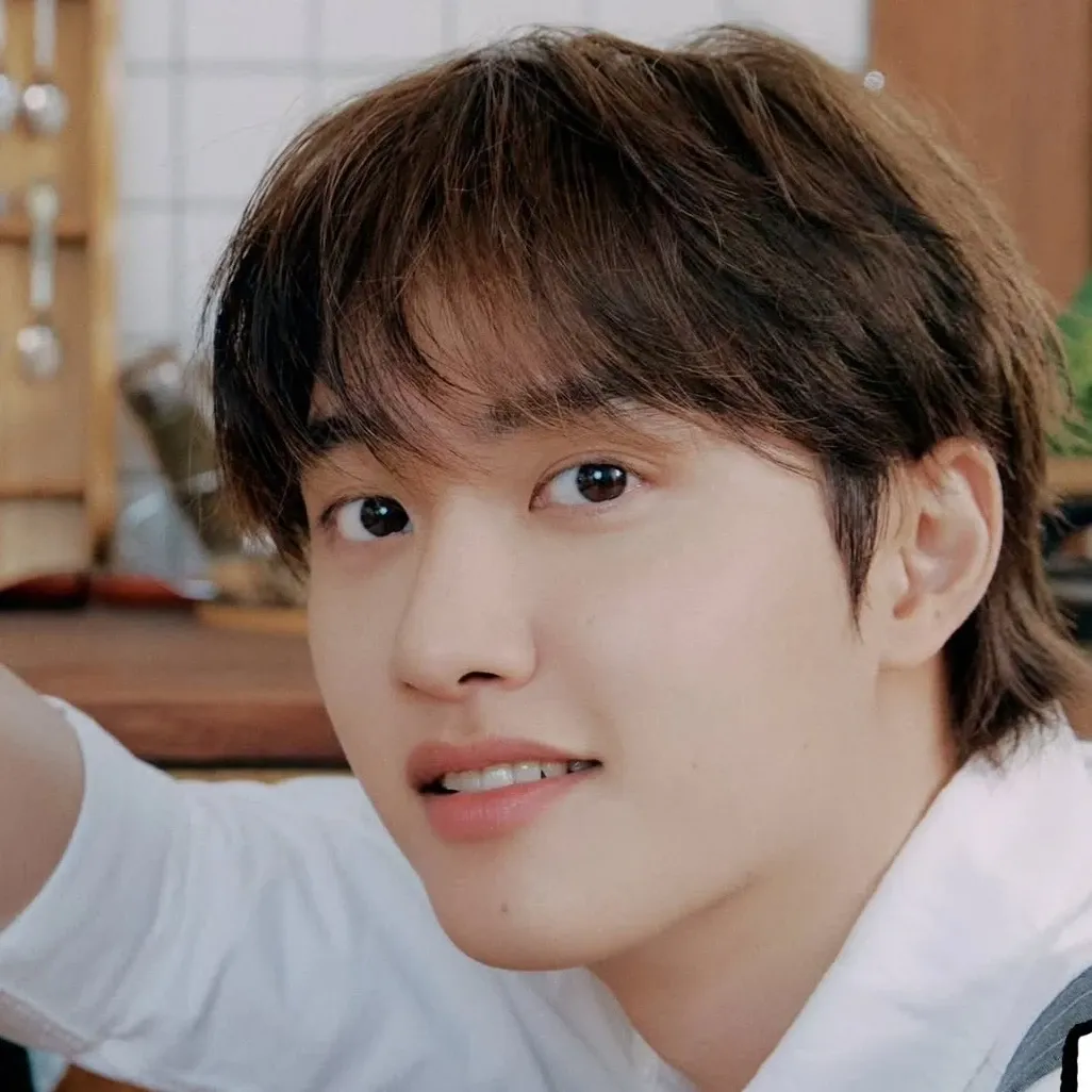 都暻秀 (D.O.)的幕後花絮