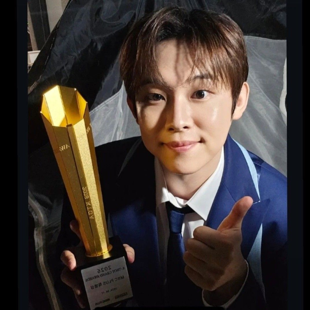 Behind-the-scenes cut of Jinuk