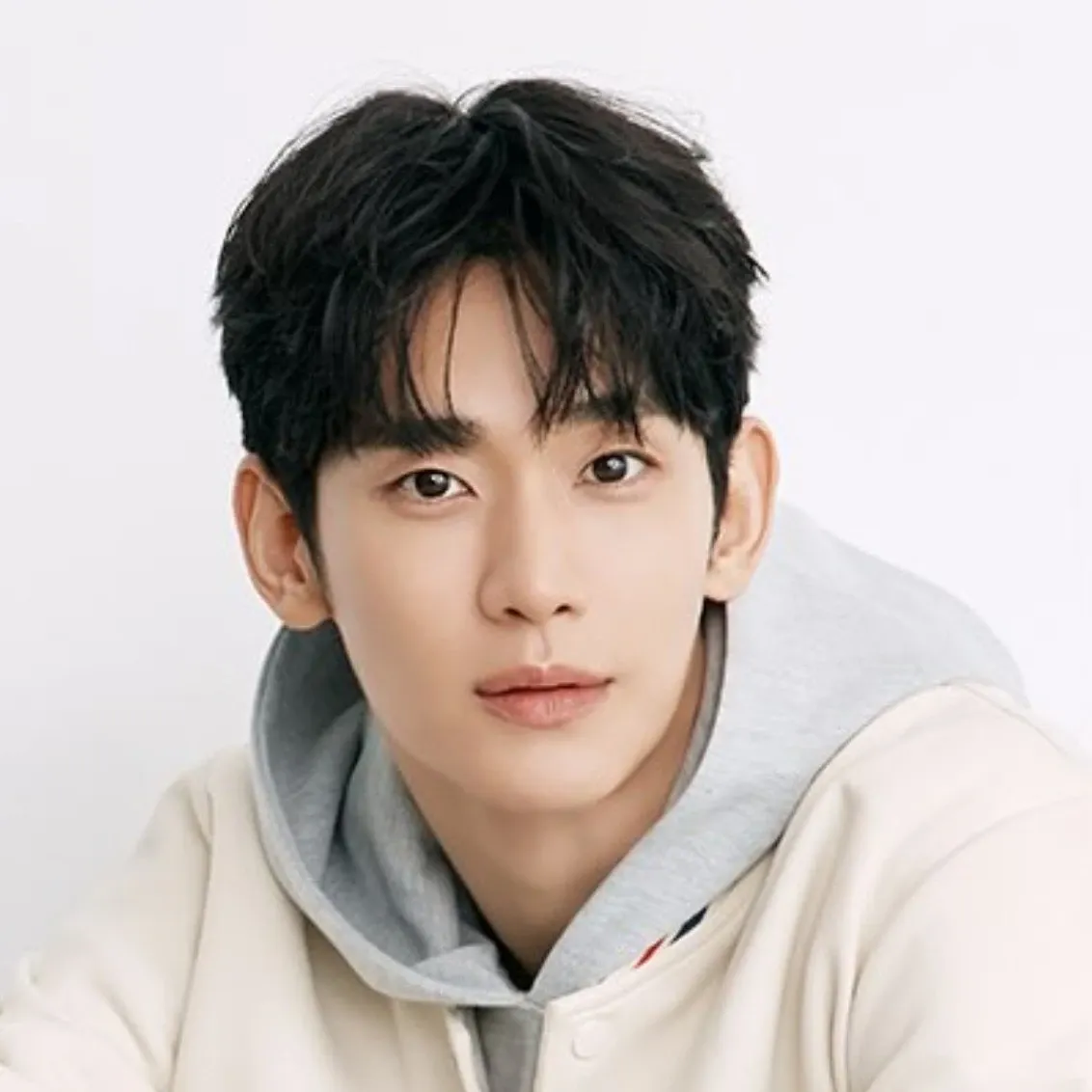 Latest photo of Kim Soohyun