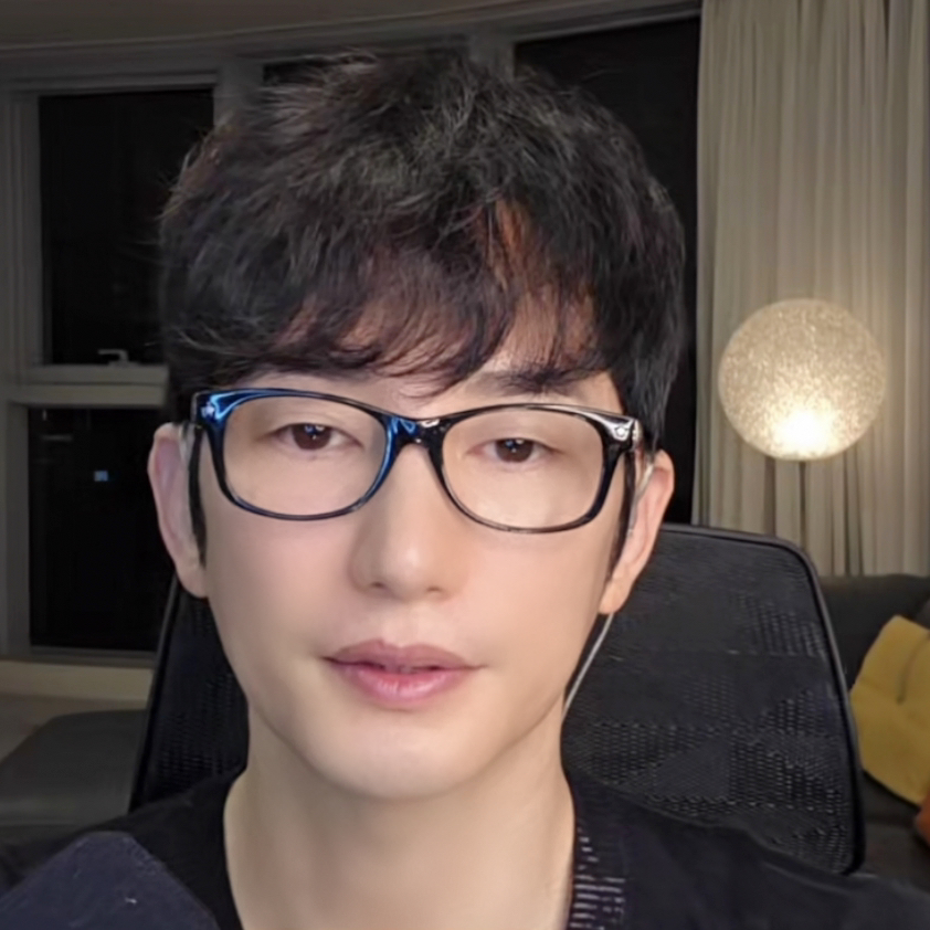 Latest photo of Park Sihoo