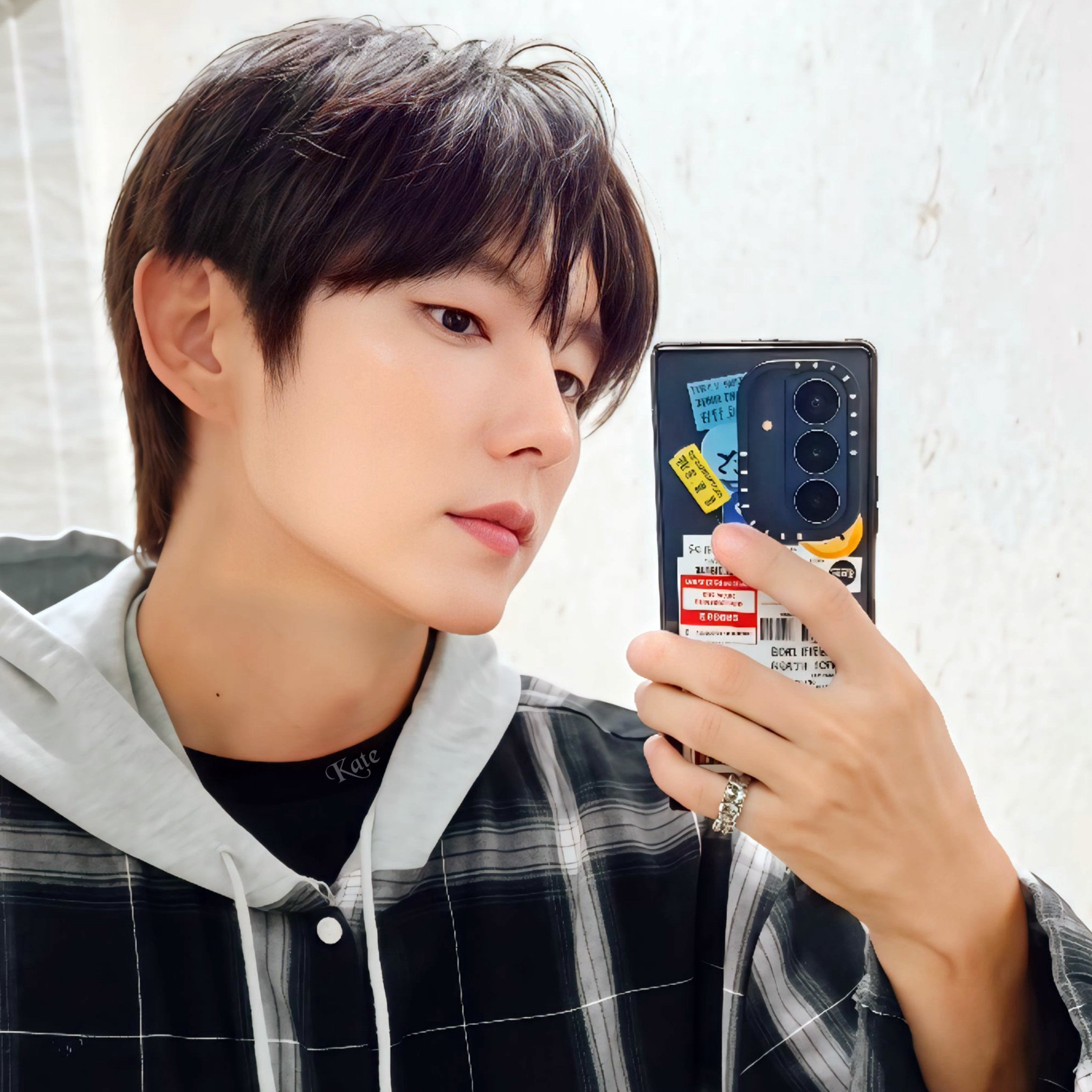 A moment captured by a fan of Lee Joongi