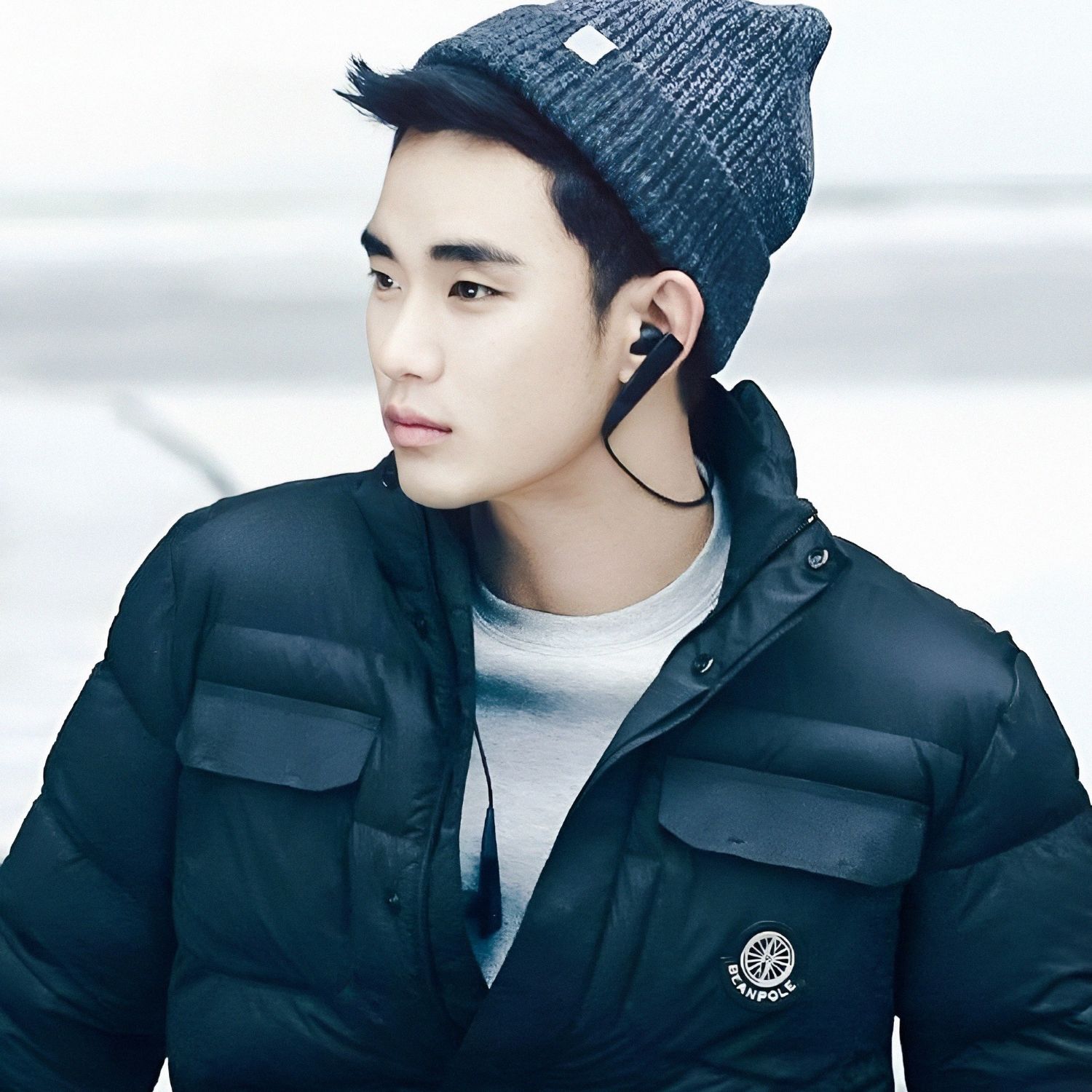 Behind-the-scenes cut of Kim Soohyun