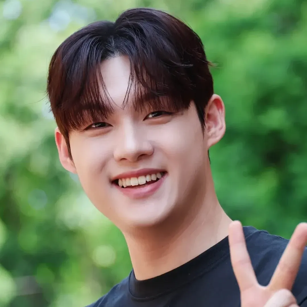 Behind-the-scenes cut of Choi Jaemyeong