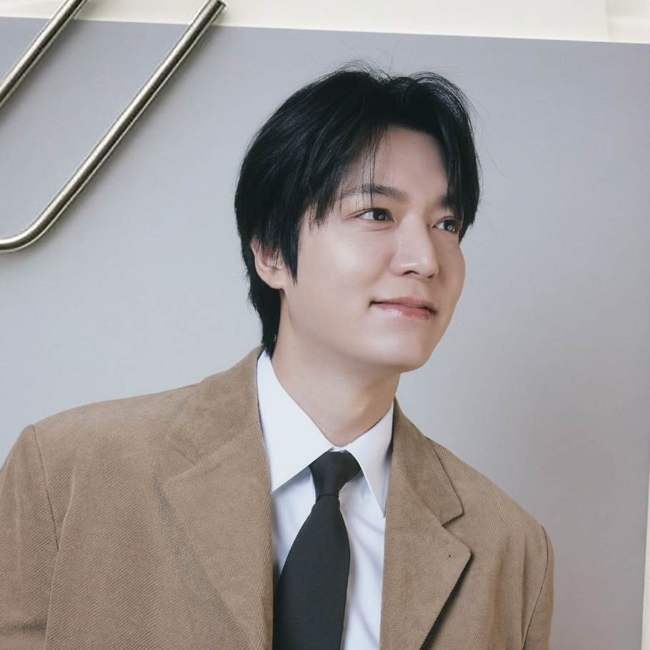 李敏镐的近期活动照