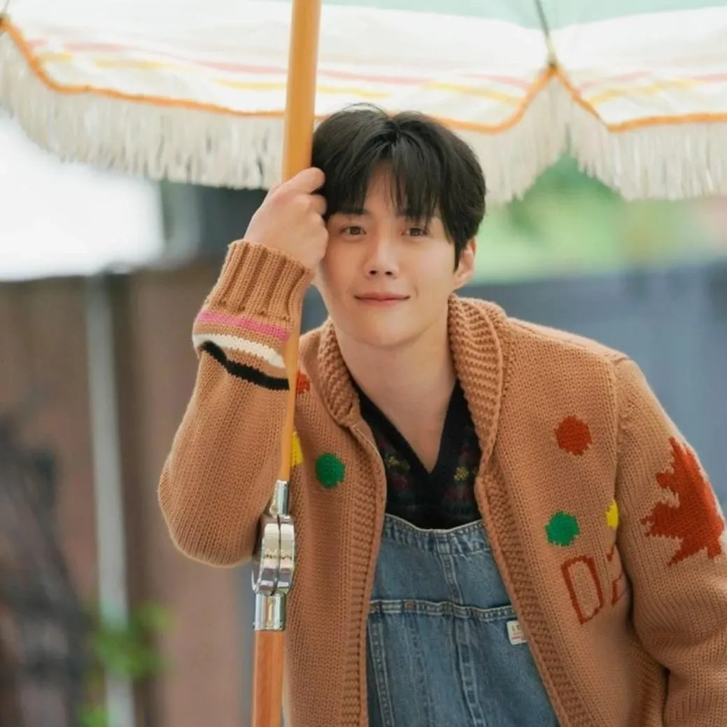 A moment captured by a fan of Kim Seonho