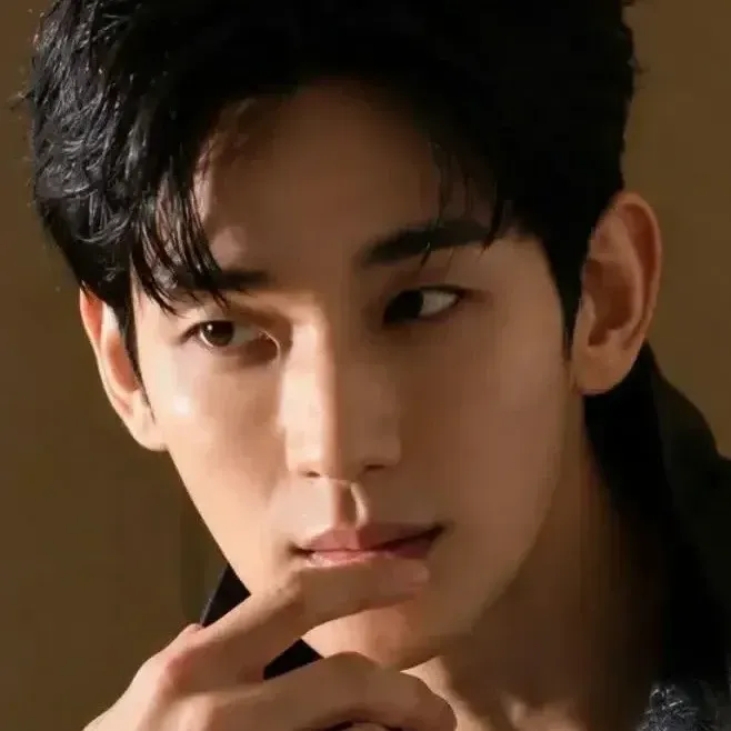 Latest photo of Kim Soohyun