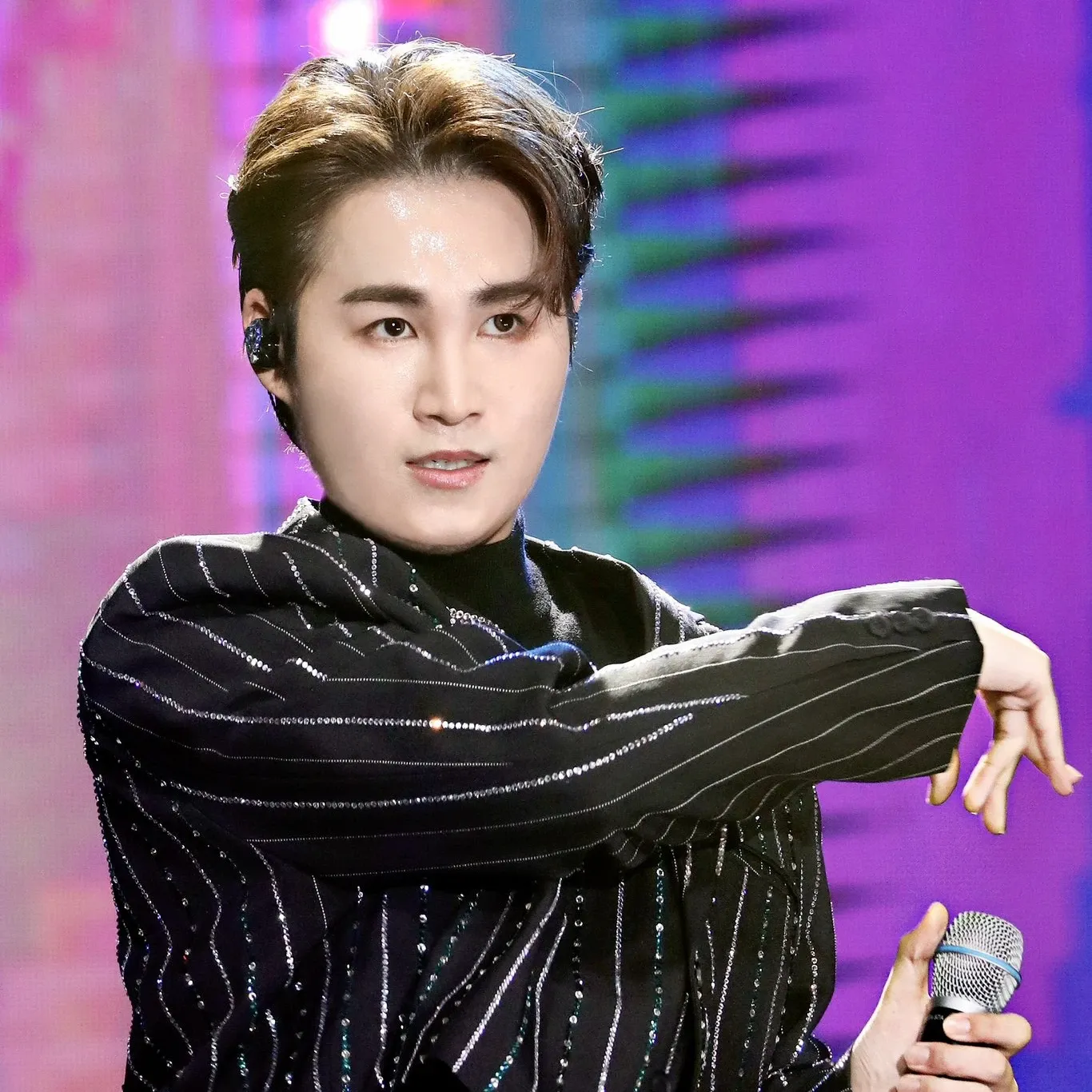 金熙栽的最新照片