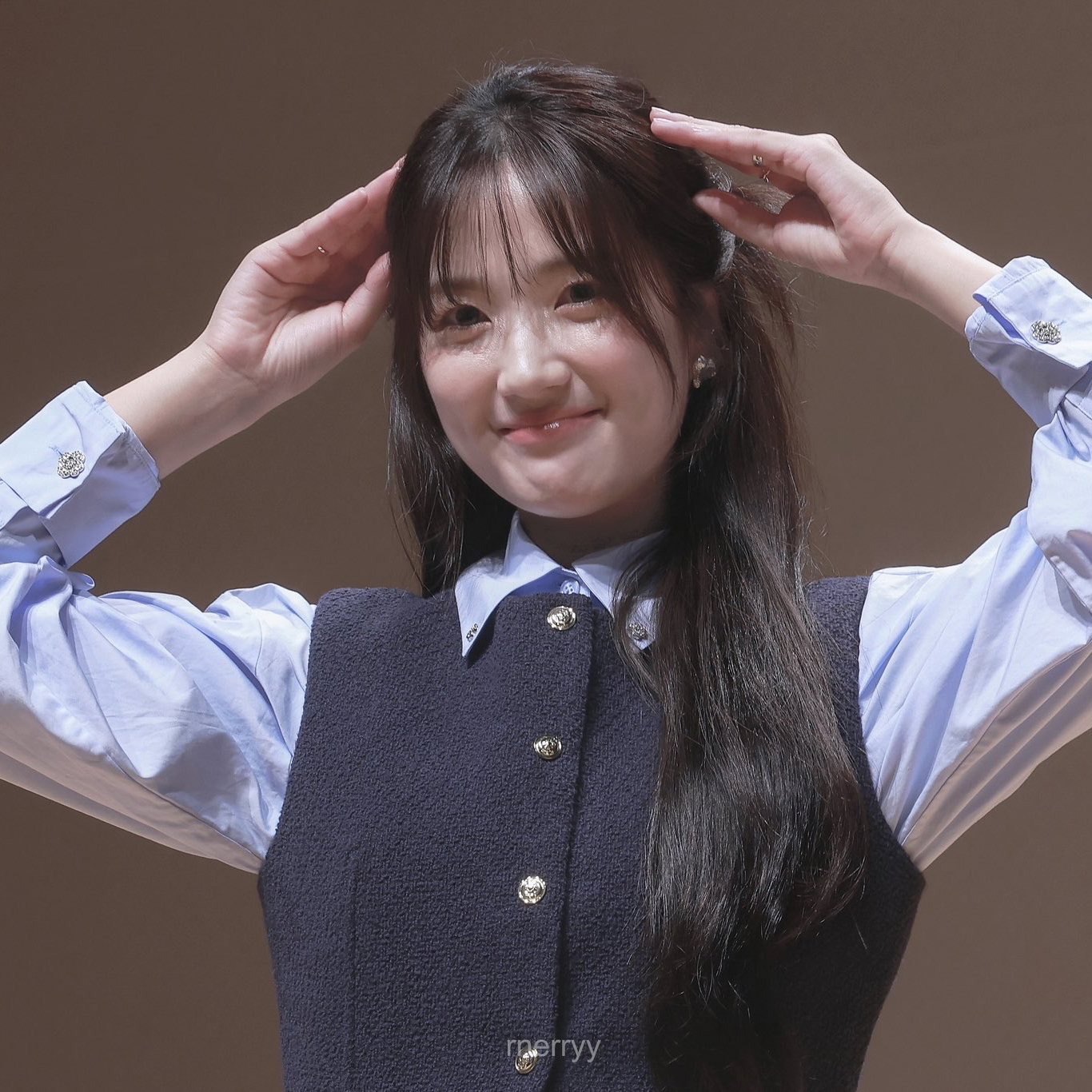Recent activity shot of Kim Hyeyoon