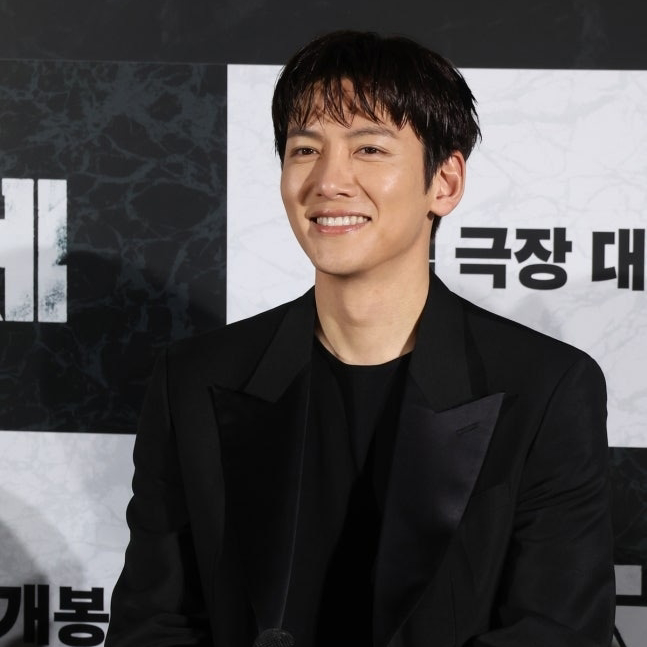 지창욱의 비하인드 컷